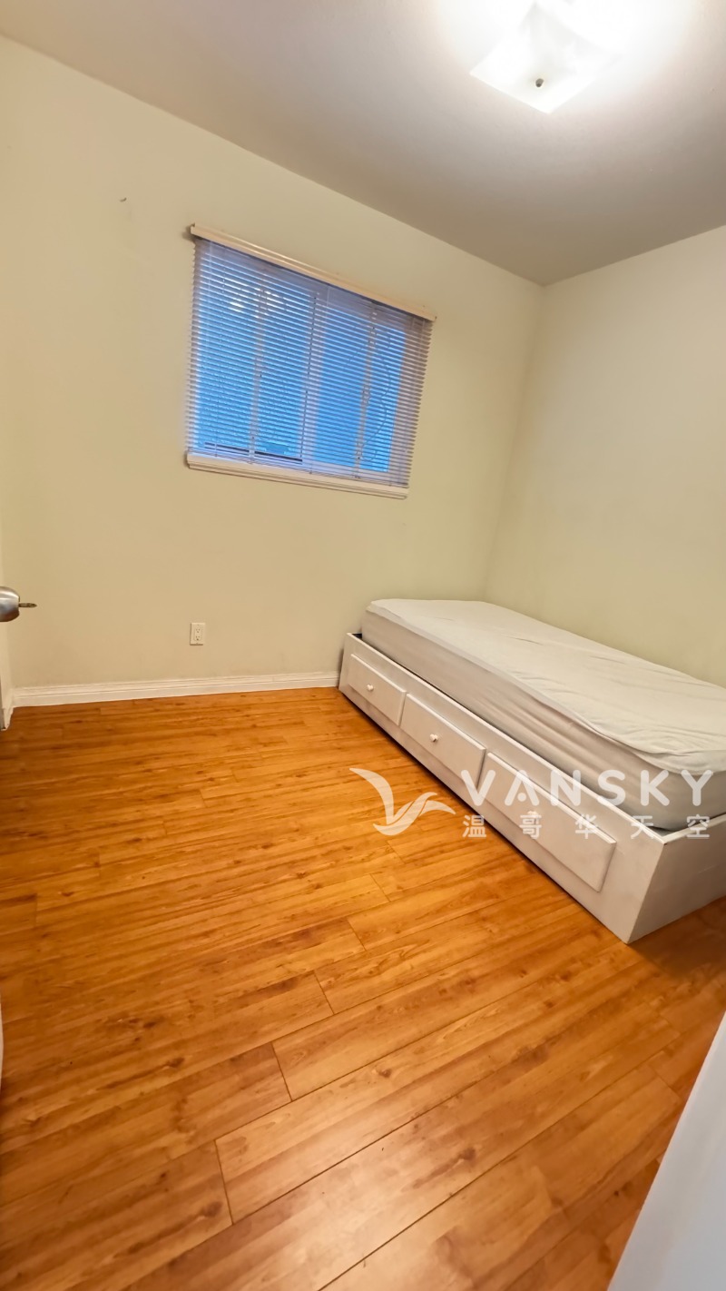 250529161156_Small rm use.jpeg